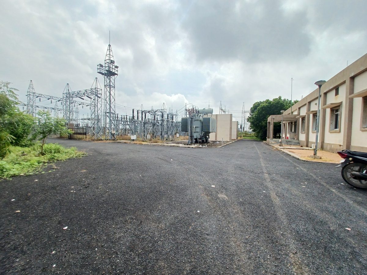 Substation compound with power transformer and control building on a GSRDC utility shifting corridor